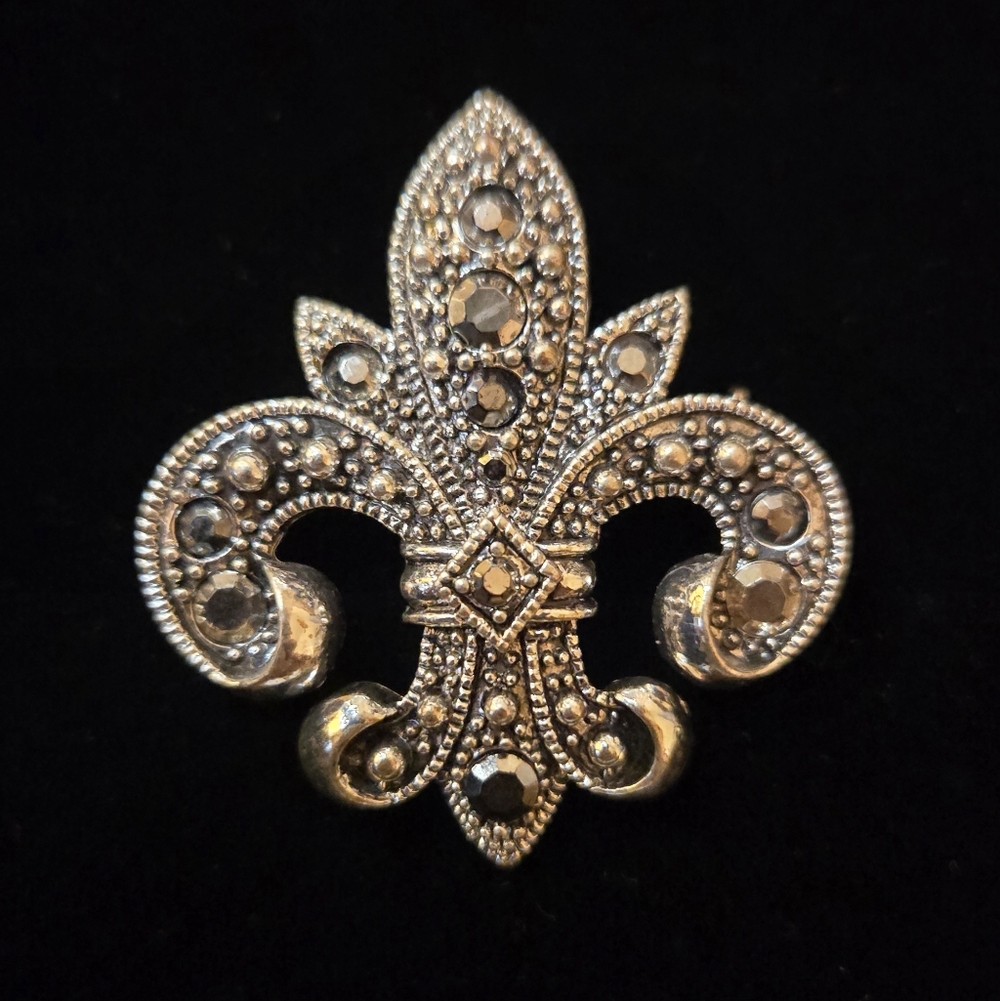 Vintage Rhinestone Fleur-de-lis Brooch